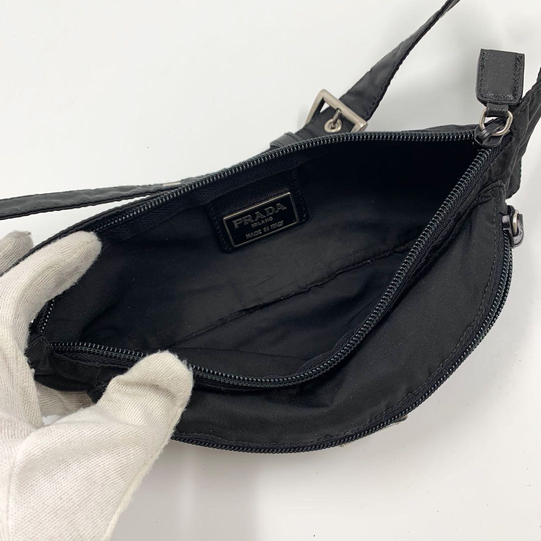 【✨美品✨】プラダ ウエストポーチ 三角ロゴ ナイロン ブラック 保存袋付き