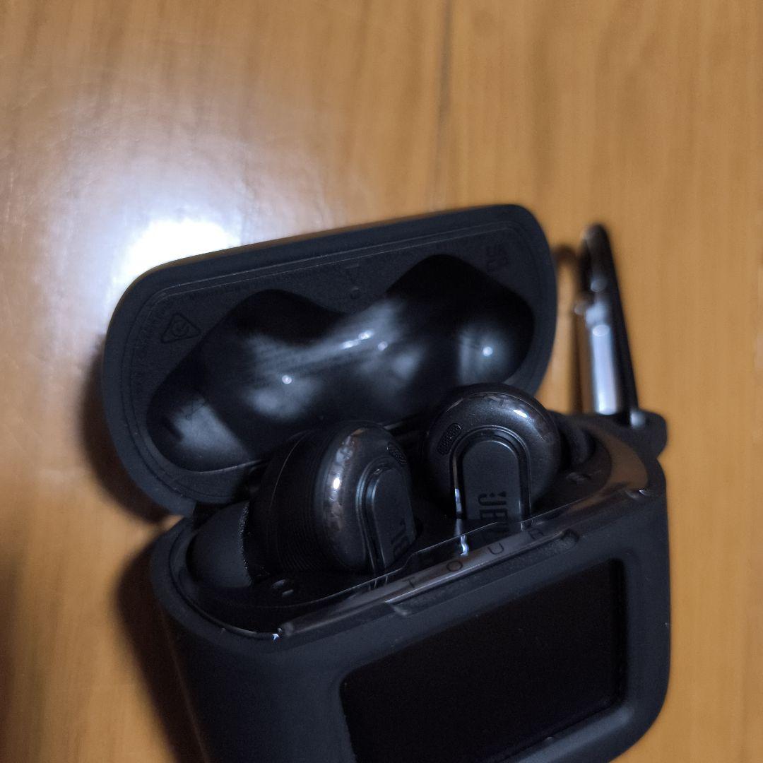 JBL TOUR PRO 3 ブラック ケース付き