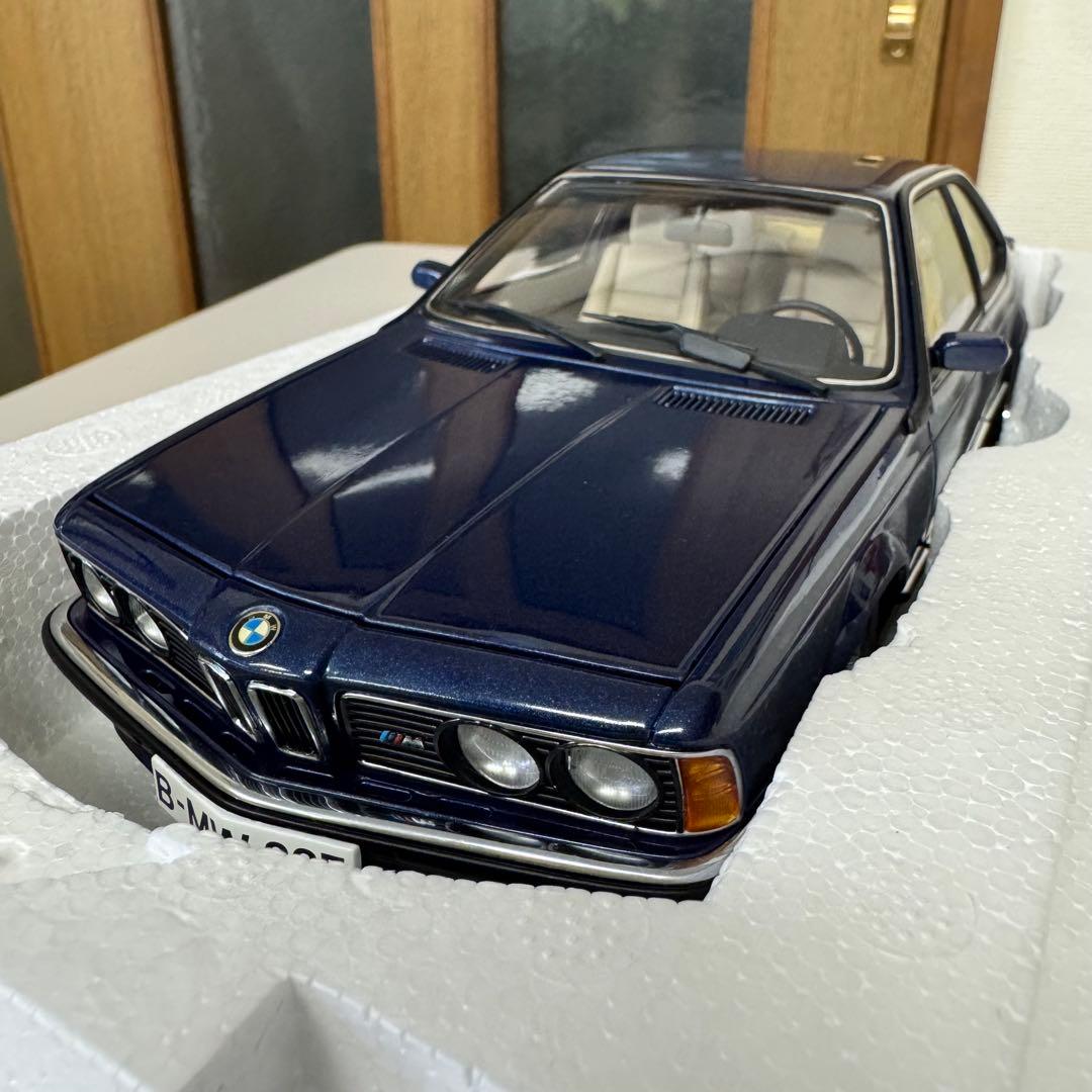 【新品】オートアート  M 635 CSi 紺メタ　1/18