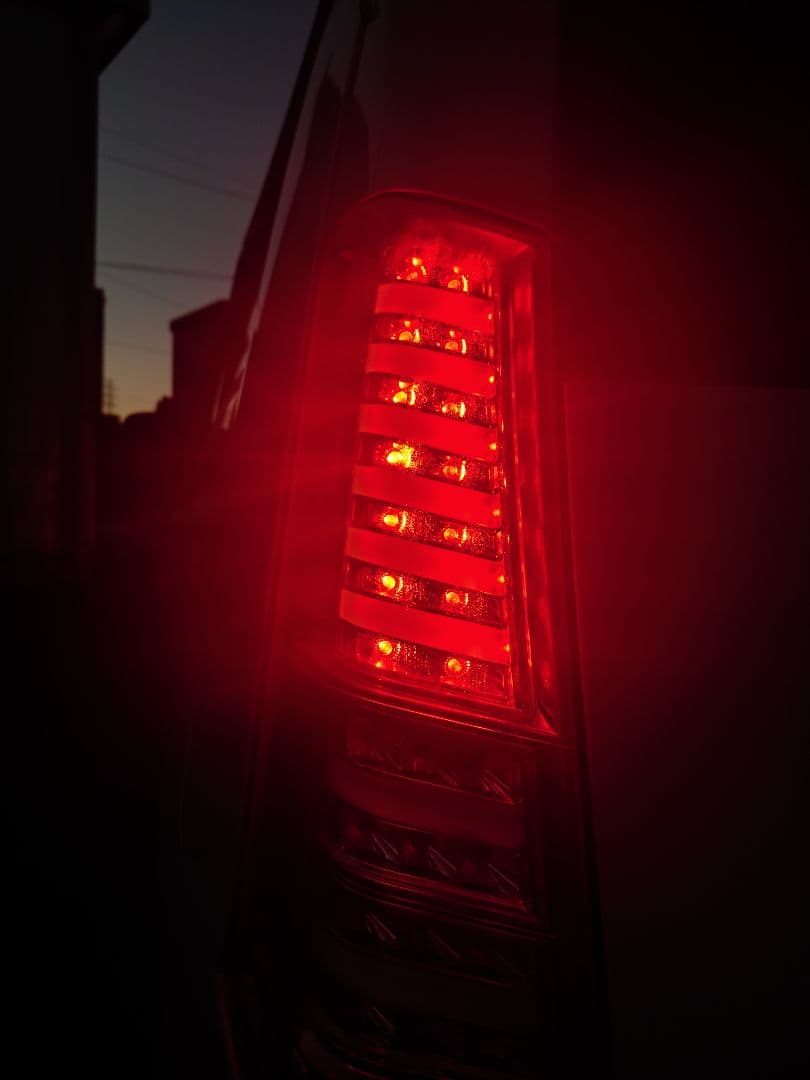ワゴンR MH23Sテールランプ レッド/クリア