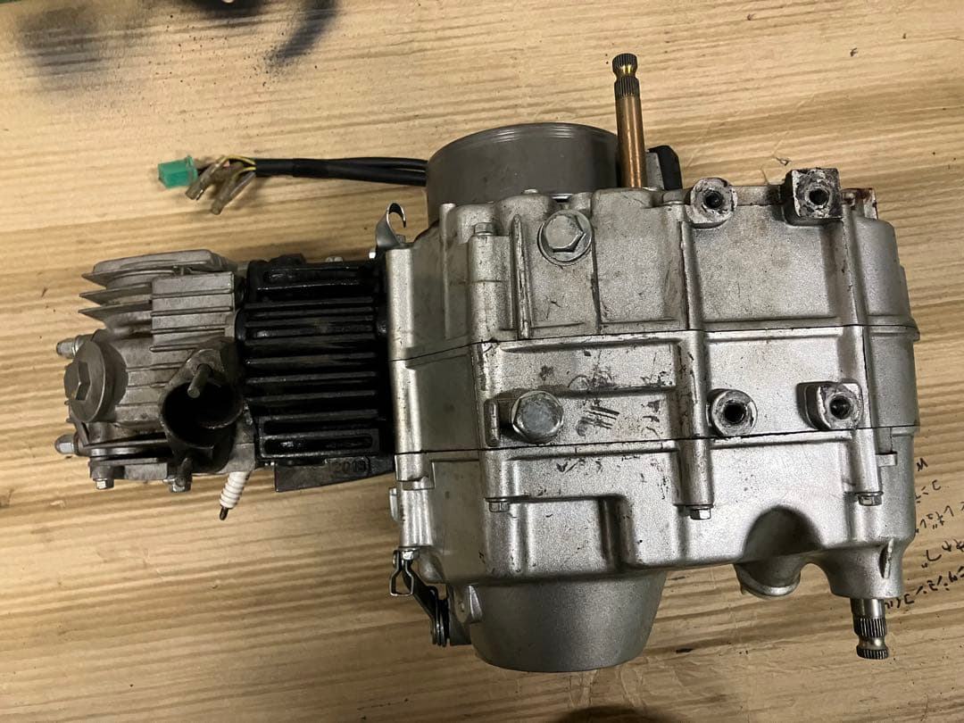 ホンダ　カブ系　エンジン