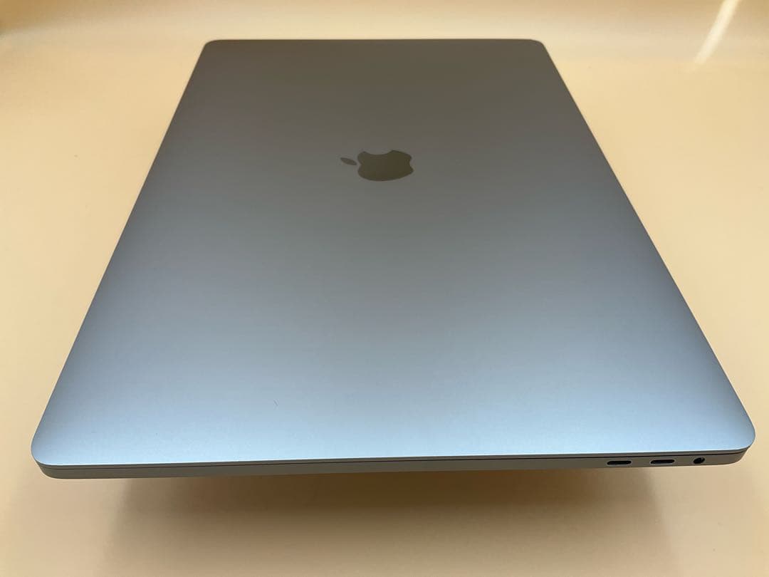 【美品】Macbook Pro 2019 16インチ i7 32GB 500GB