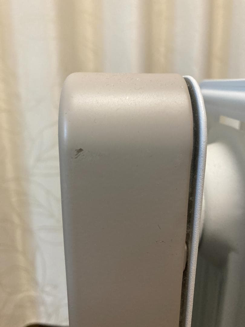 デロンギ ヴェルティカルド RHJ21F0812-WH オイルヒーター