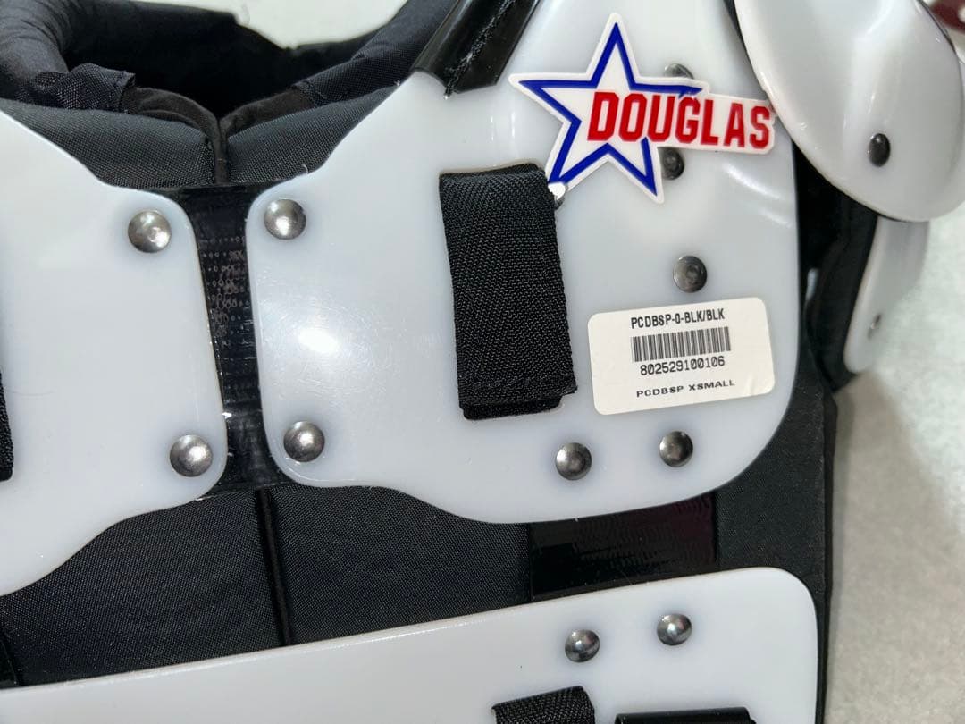 アメフト DOUGLAS ダグラス ショルダーパッド　CP-DB-SP XS