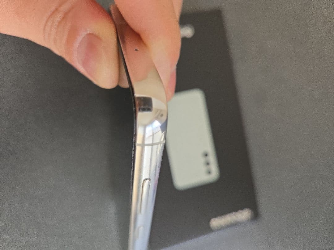 美品　Galaxy S23　SIMフリー