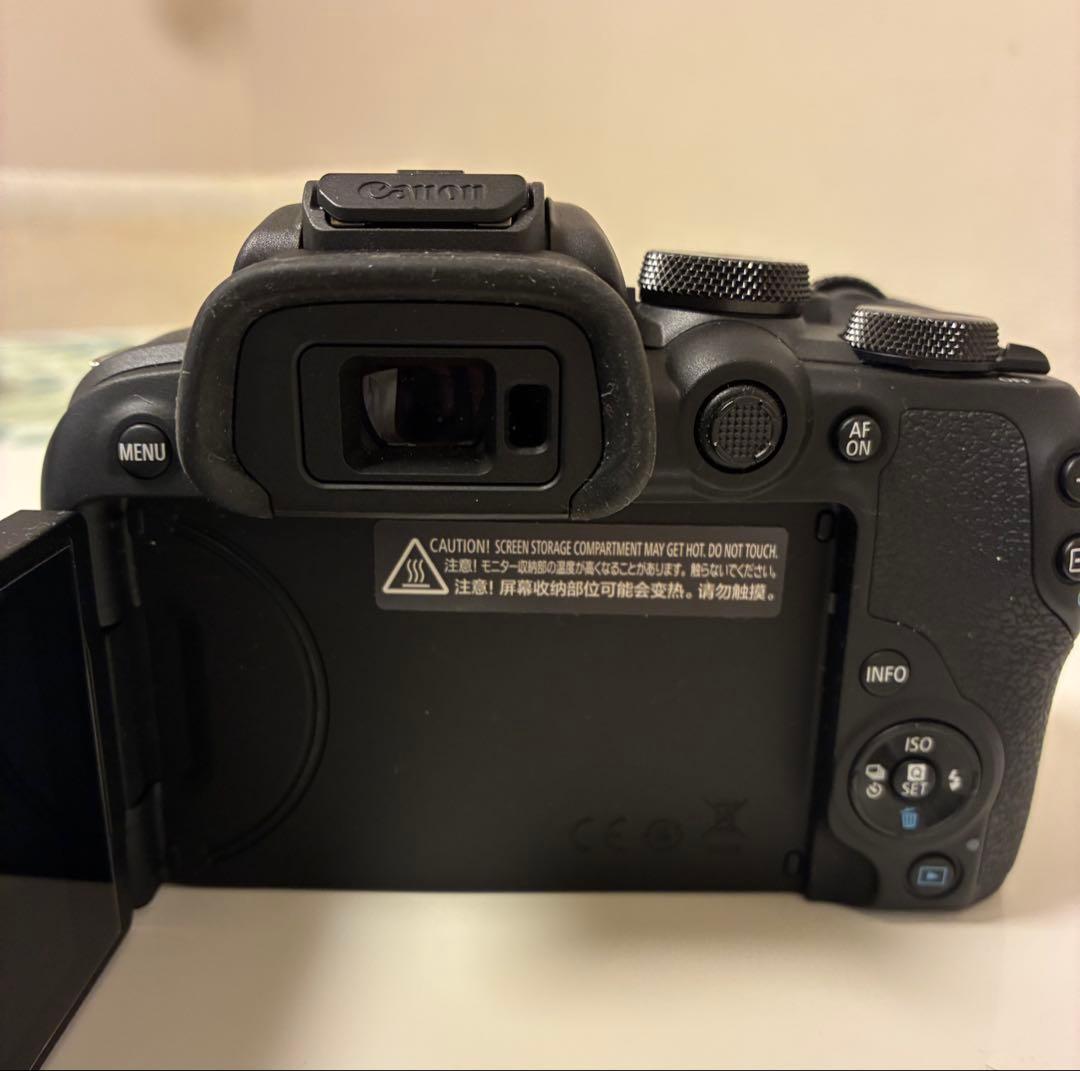 Canon EOS R10 ミラーレスカメラ　ボディ