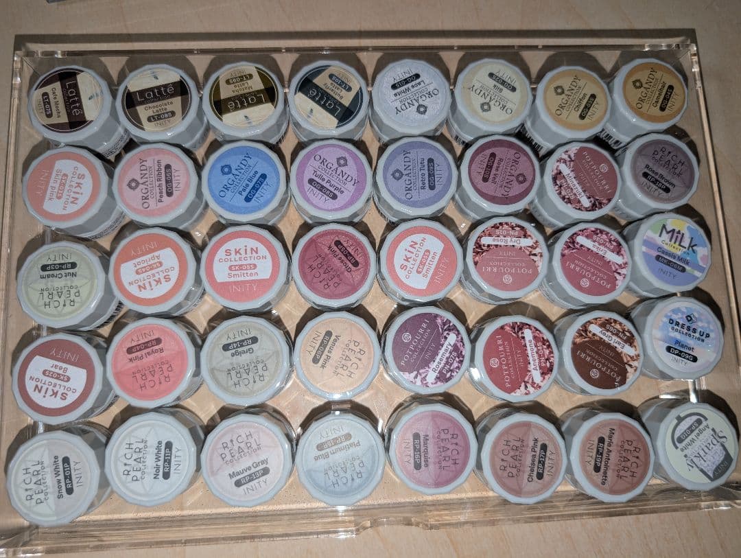 INITY アイニティ　カラー　ジェルネイル　404色セットおまけ付き