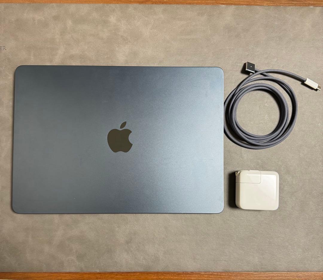 Apple MacBook Air M2 13インチ 美品 ミッドナイト