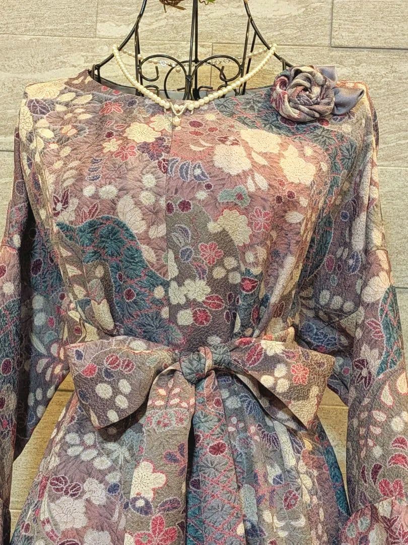 A272着物リメイク辻が花柄Aラインワンピース★リボン・ブローチ