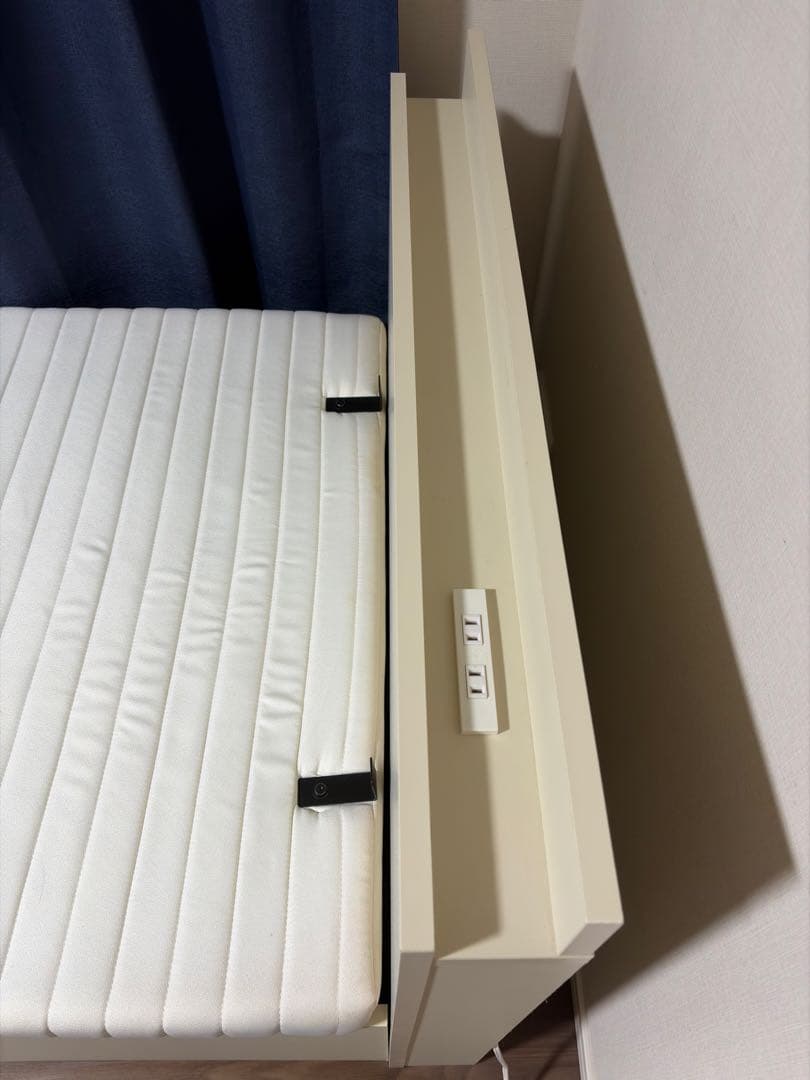 【直接引取り限定】インテローグ　収納付きはね上げシングルベッド【12/21まで】