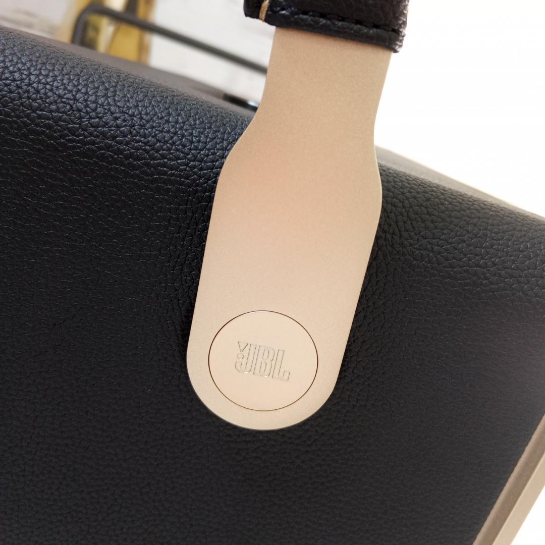 JBL AUTHENTICS 300 Bluetoothスピーカー