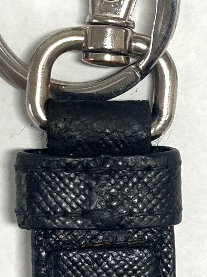PRADA プラダ　サフィアーノ　シルバー金具　キーホルダー　キーリング