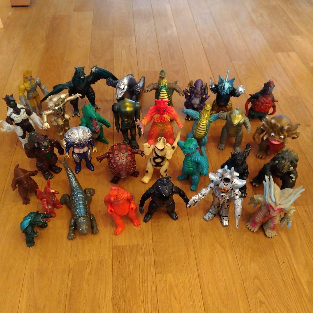 プ*チ様 ウルトラマン　怪獣フィギュアセット 30体