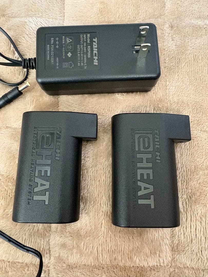 RS タイチ　e-heat電熱グローブ 防水