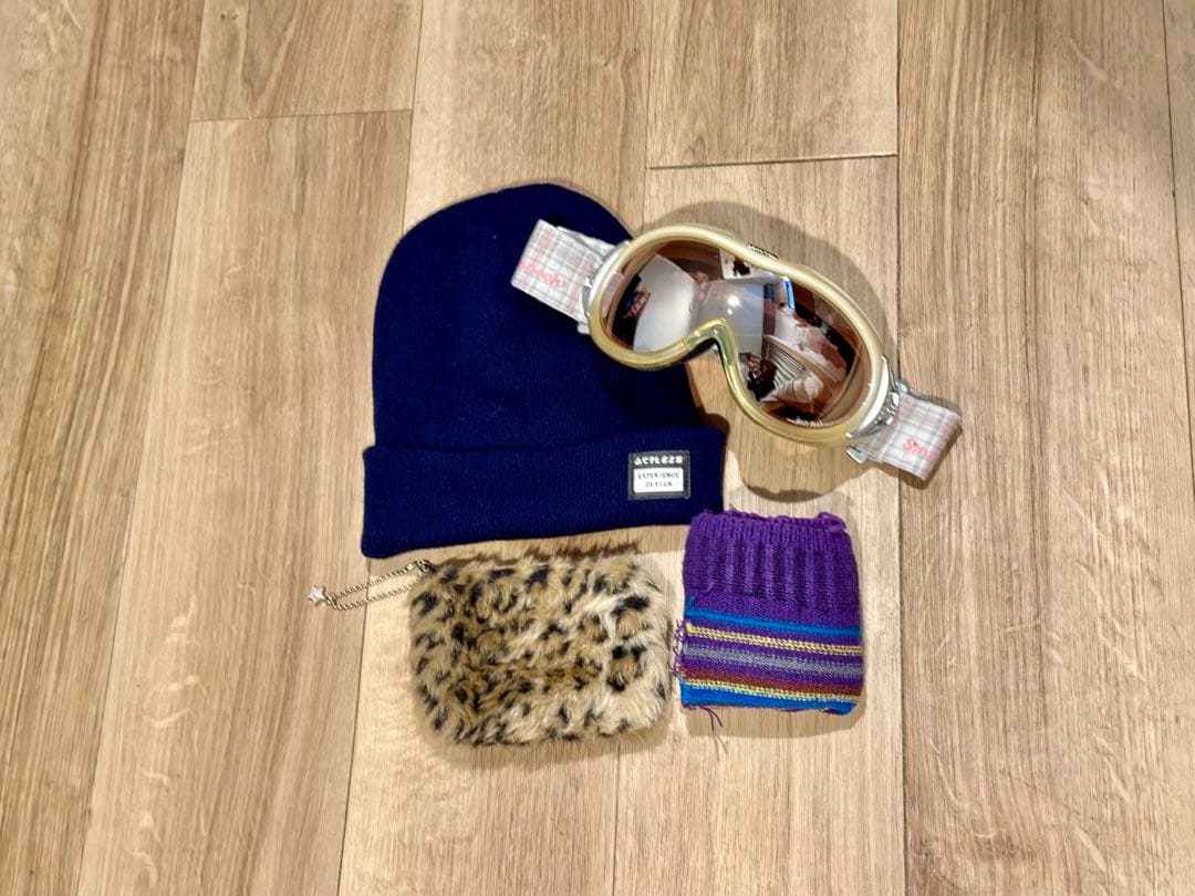 【87400円相当】スノーボードセット／板・ウェア・ゴーグル他小物