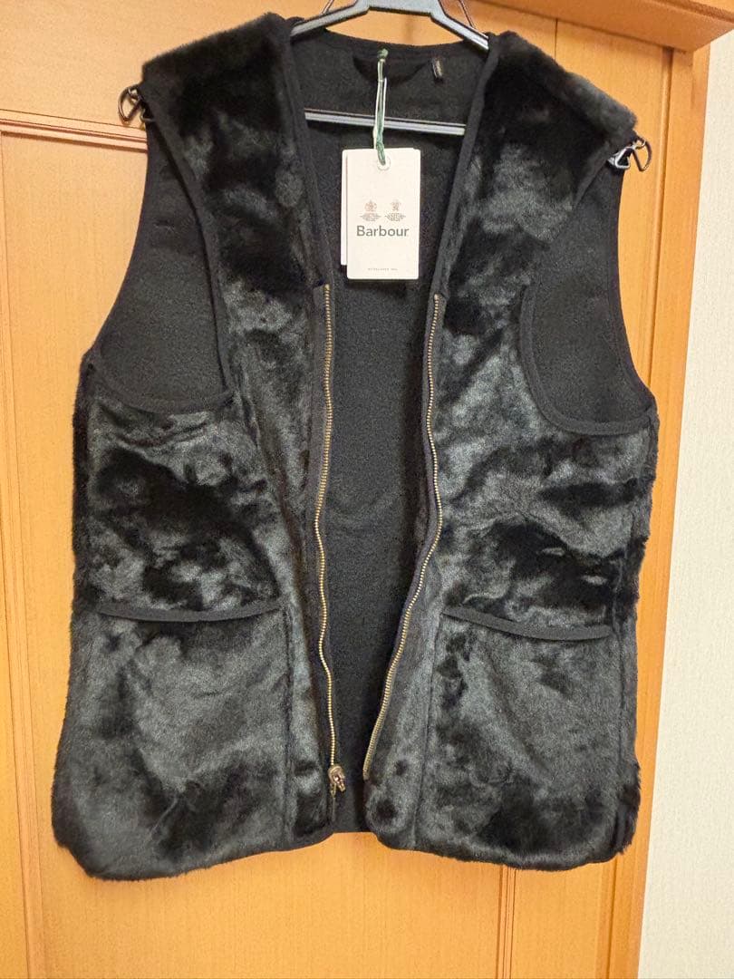 Barbour ファーベスト 36黒 S