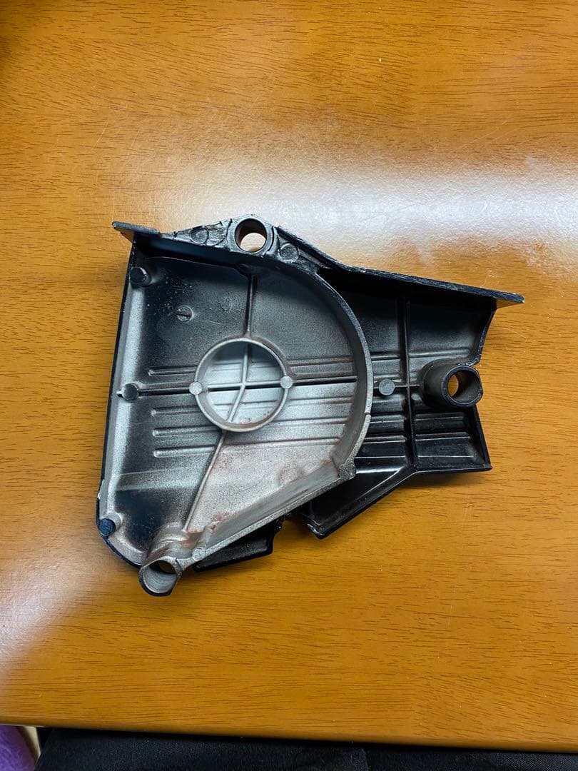 ホンダCBX400F スプロケットカバー