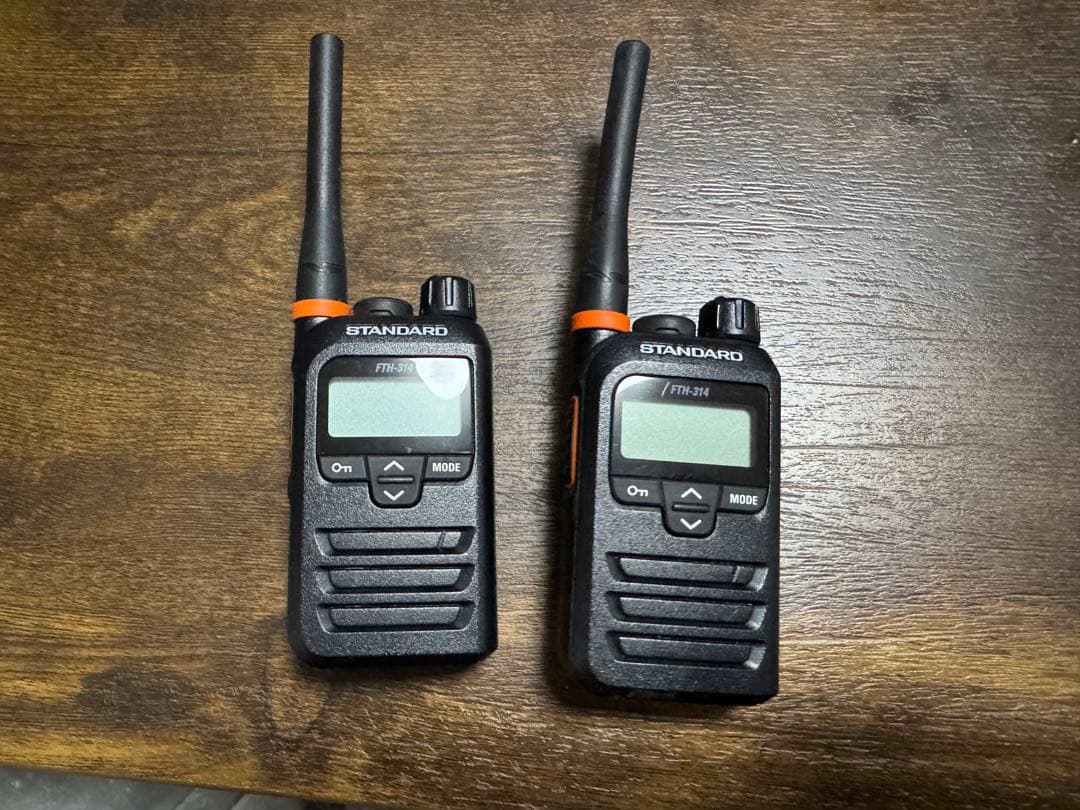 2台セット　スタンダード 特定小電力トランシーバー FTH-314