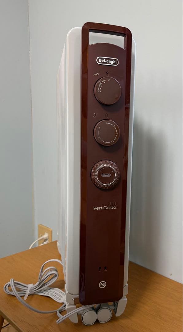 未使用 デロンギ オイルヒーター 10-13畳 RHJ21F1015-BR