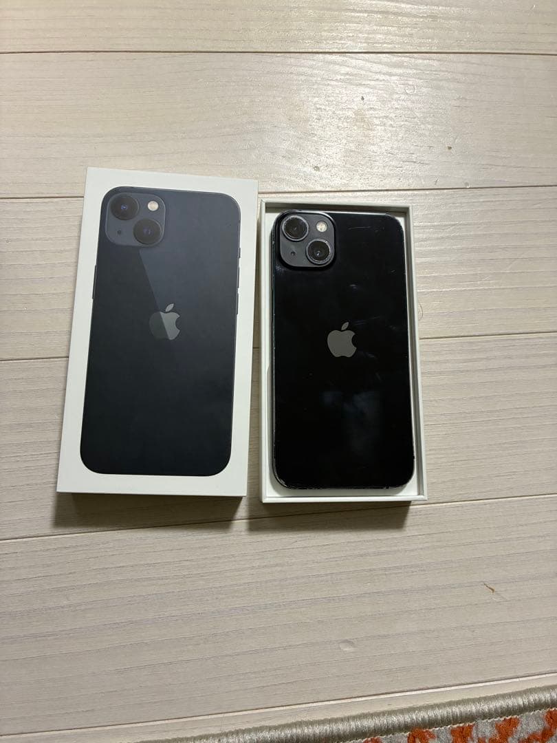 iPhone 13 128GB ミッドナイト