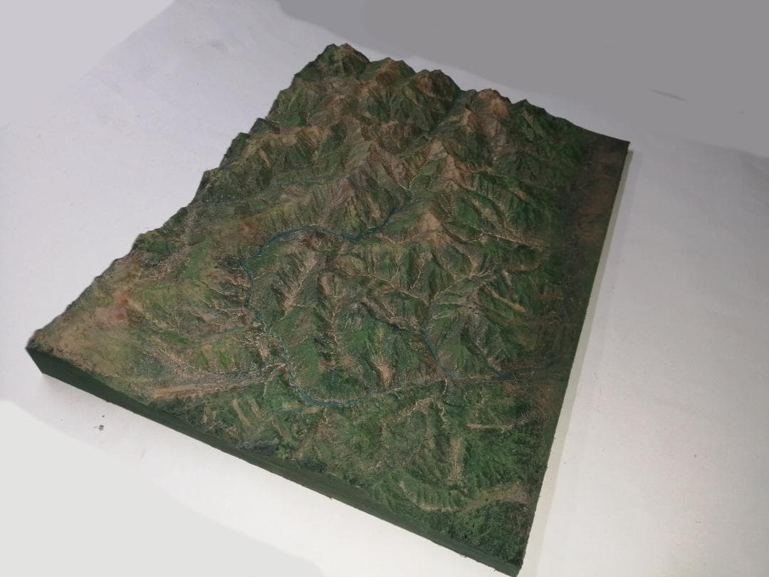 c*a様 北アルプス南部　大型山岳模型　1/150000　透明ケース無し　透明山