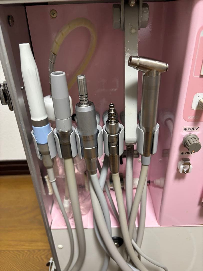 かれんET 歯科ポータブルユニット（訪問歯科用）