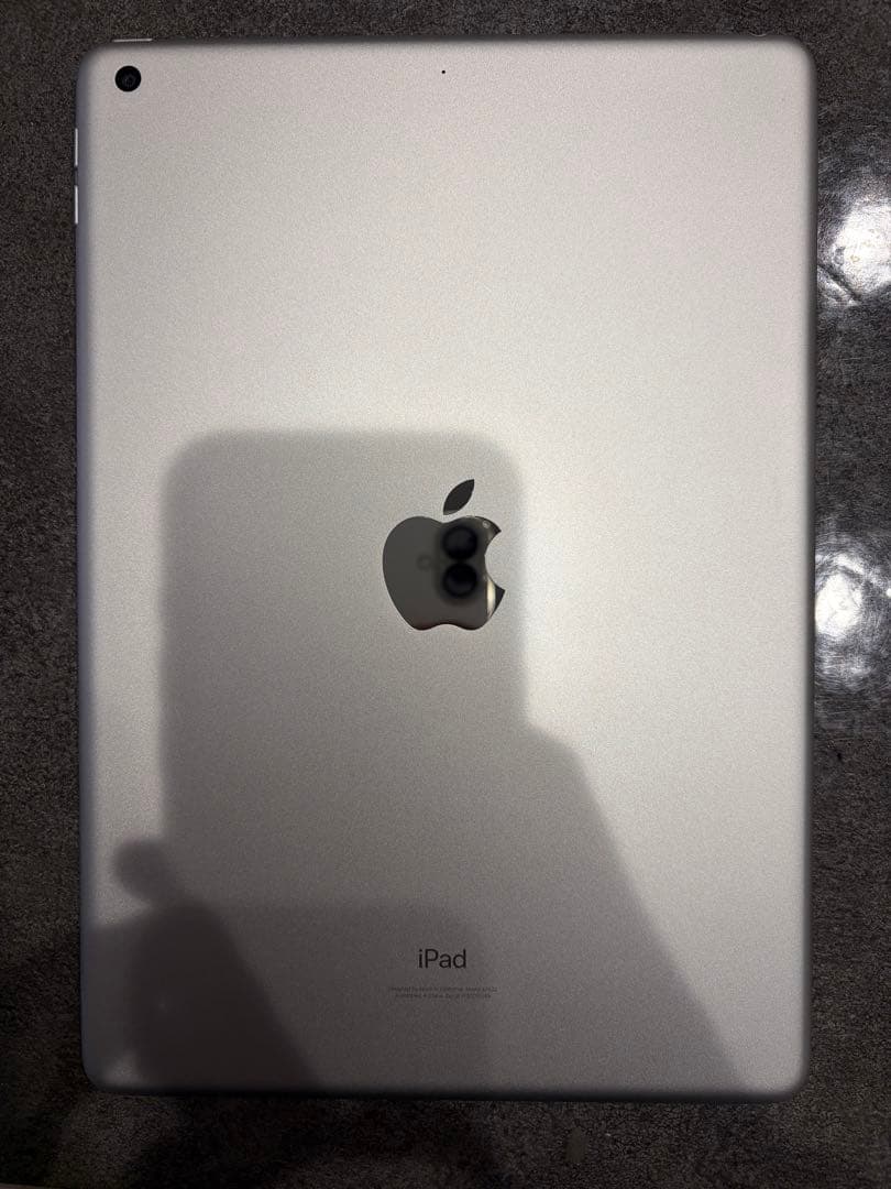 Apple iPad 9 10.2インチ シルバー 本体