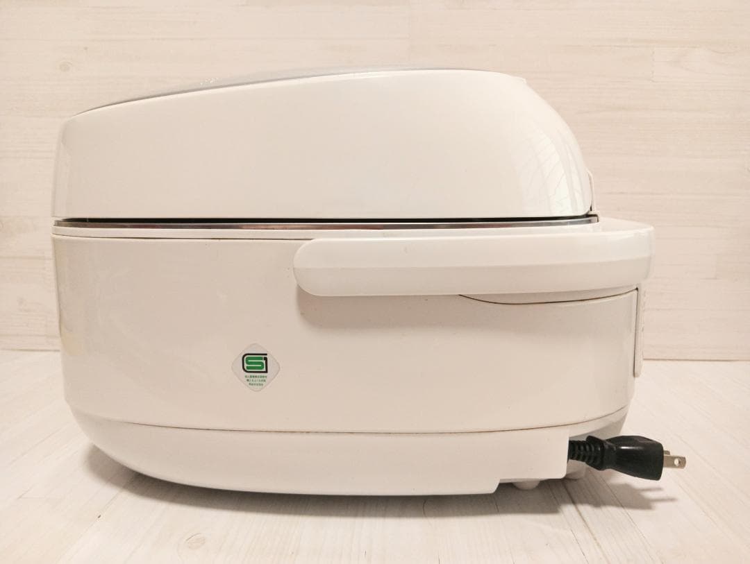 【送料込み 美品】TOSHIBA RC-10WSM 炊飯器 銅釜付き ホワイト