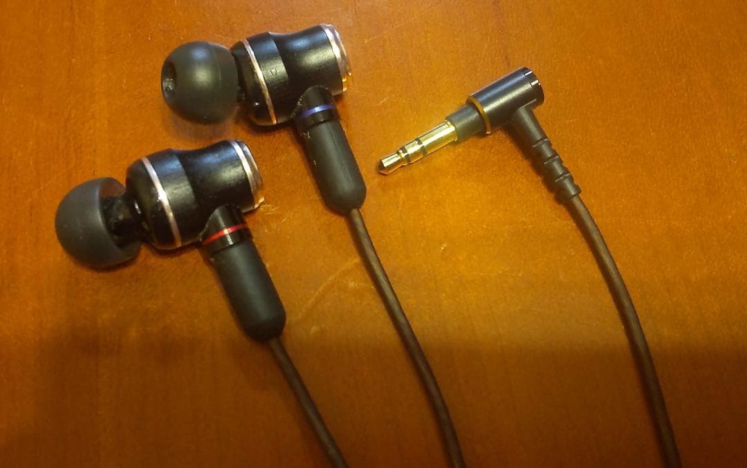 JVC HA-FW01 CLASS-S WOOD リケーブル/ハイレゾ音源対応