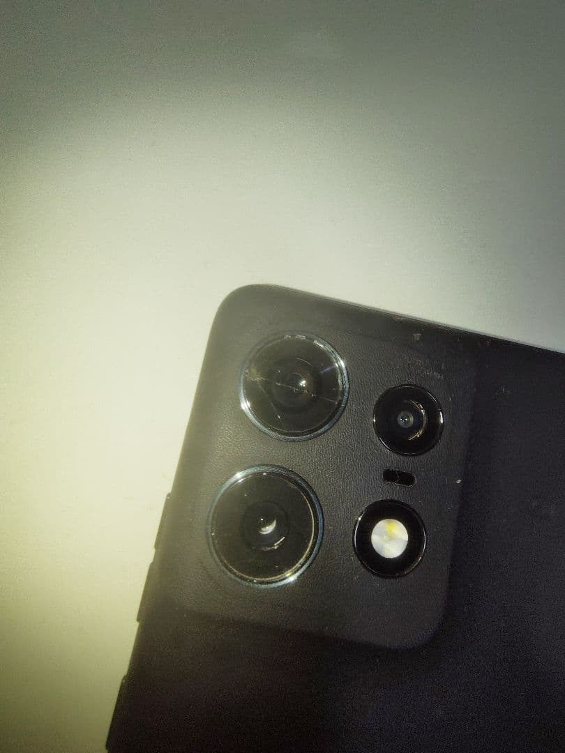 t*0様 本体のみ　訳あり破格　motorola edge 50s pro