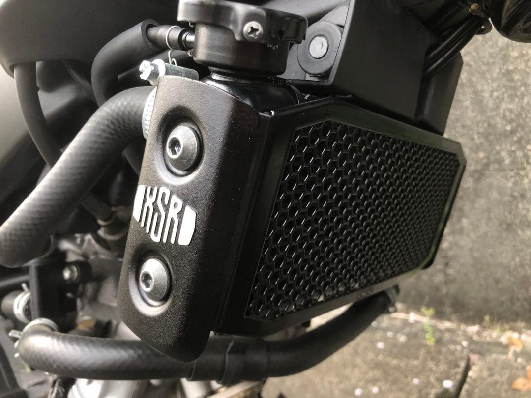 ヤマハ純正　XSR125・155用　ラジエターカバー
