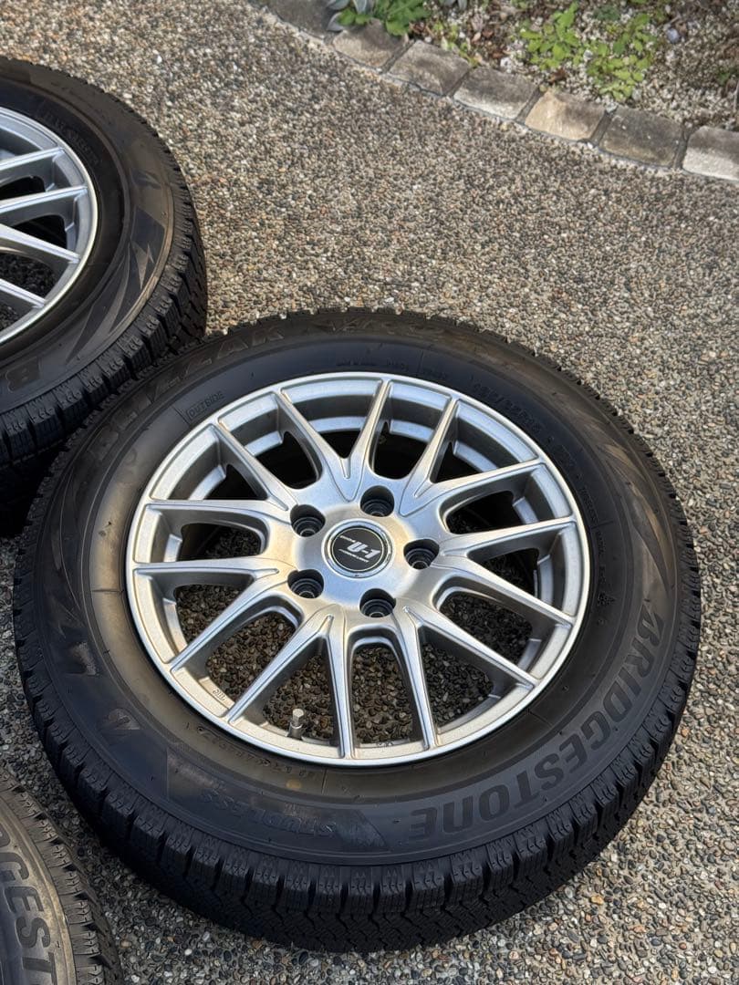 【美品】VRX2 185/65R15スタッドレス4本15×6J PCD114.3