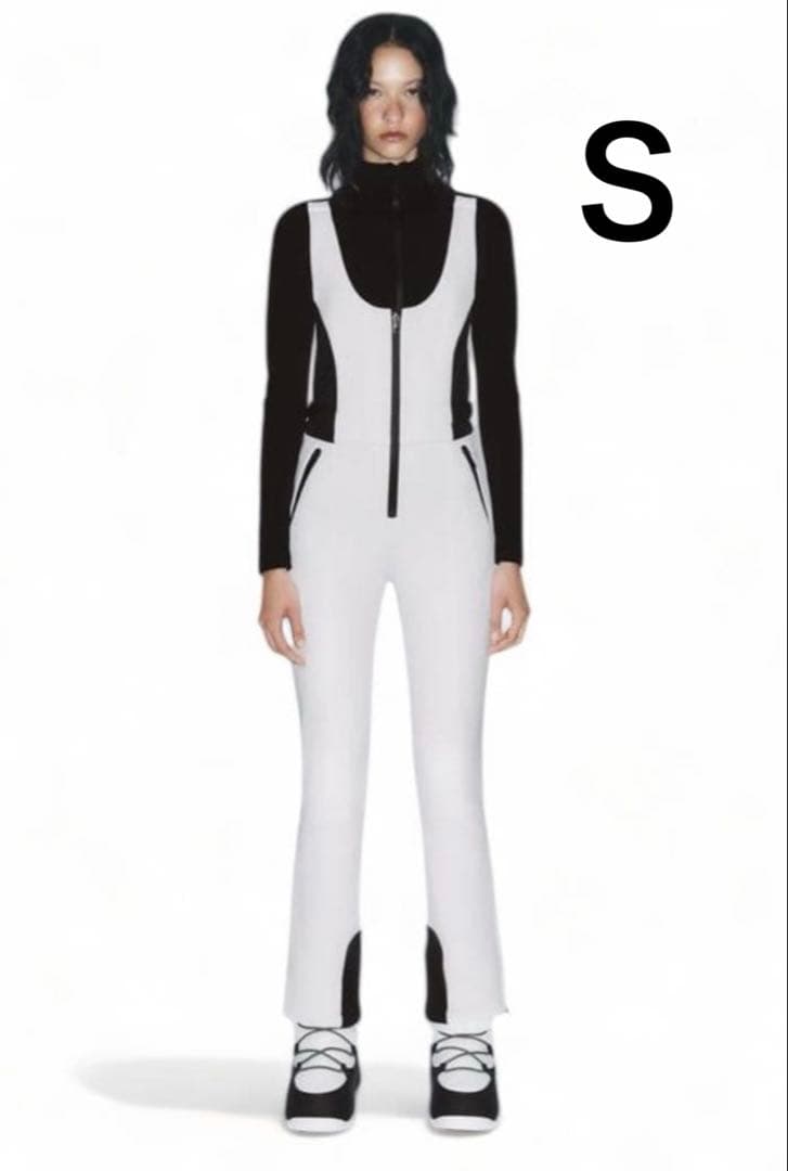 新品 ZARA スキーコレクション　スキーウェア オーバーオール S 完売品