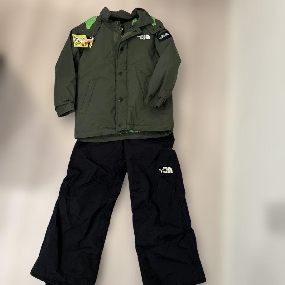 THE NORTH FACE 子供用スキーウェアセット 130 ソレルブーツ