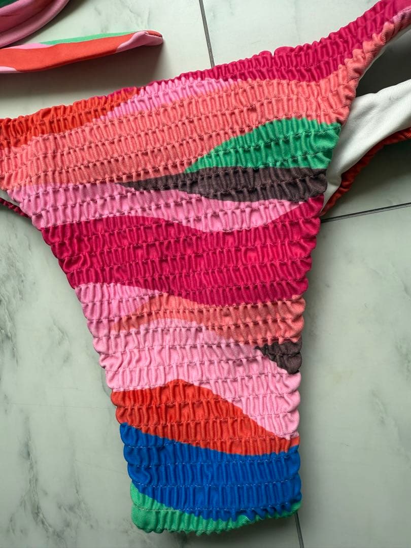 ALEXIA STAM L マルチカラービキニ セパレート水着