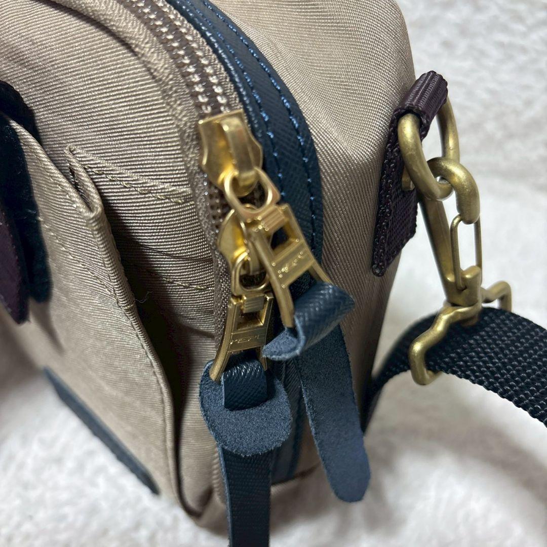 未使用に近い　マスターピース　link ショルダーバッグ　スクエア　ユニセックス