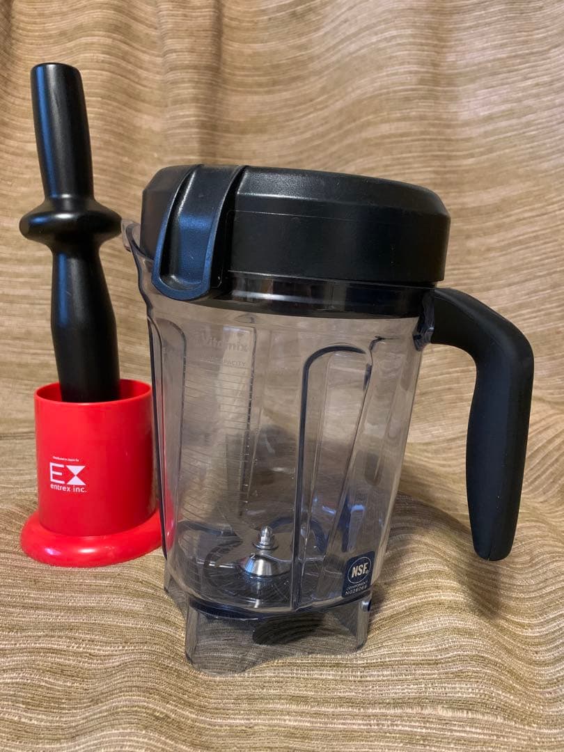 バイタミックス２リットルコンテナ　付属品付き