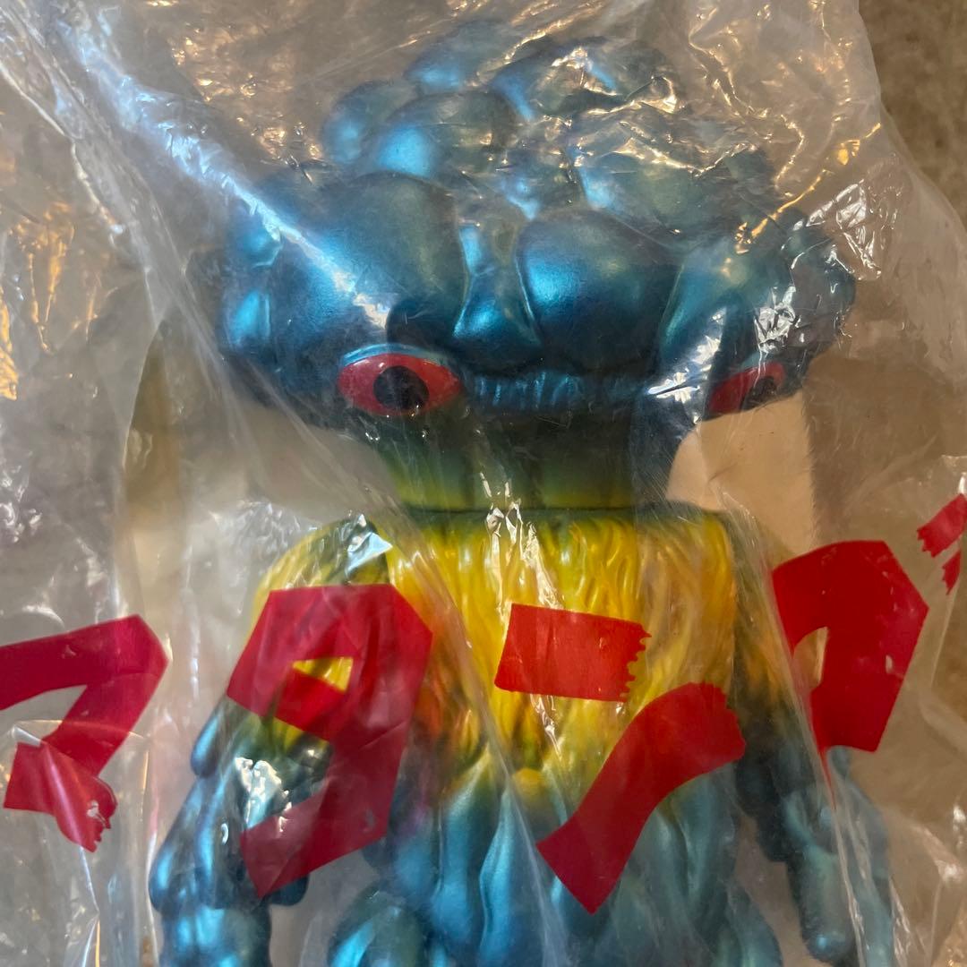 未開封未使用M1号　マタンゴソフビ　メタル系カラー