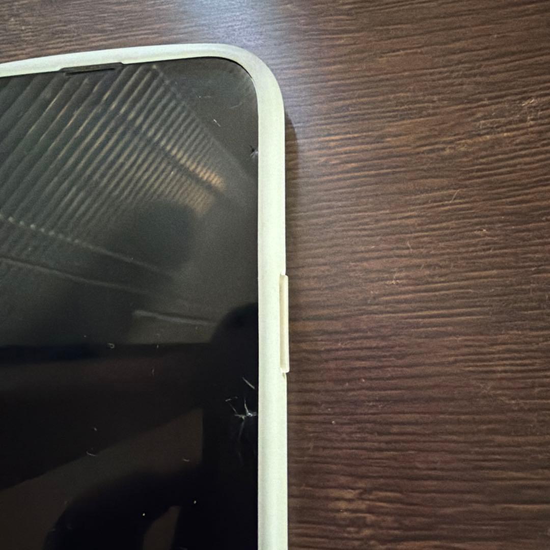 Apple iPhone 13 Pro 256GB（画面割れ有り）