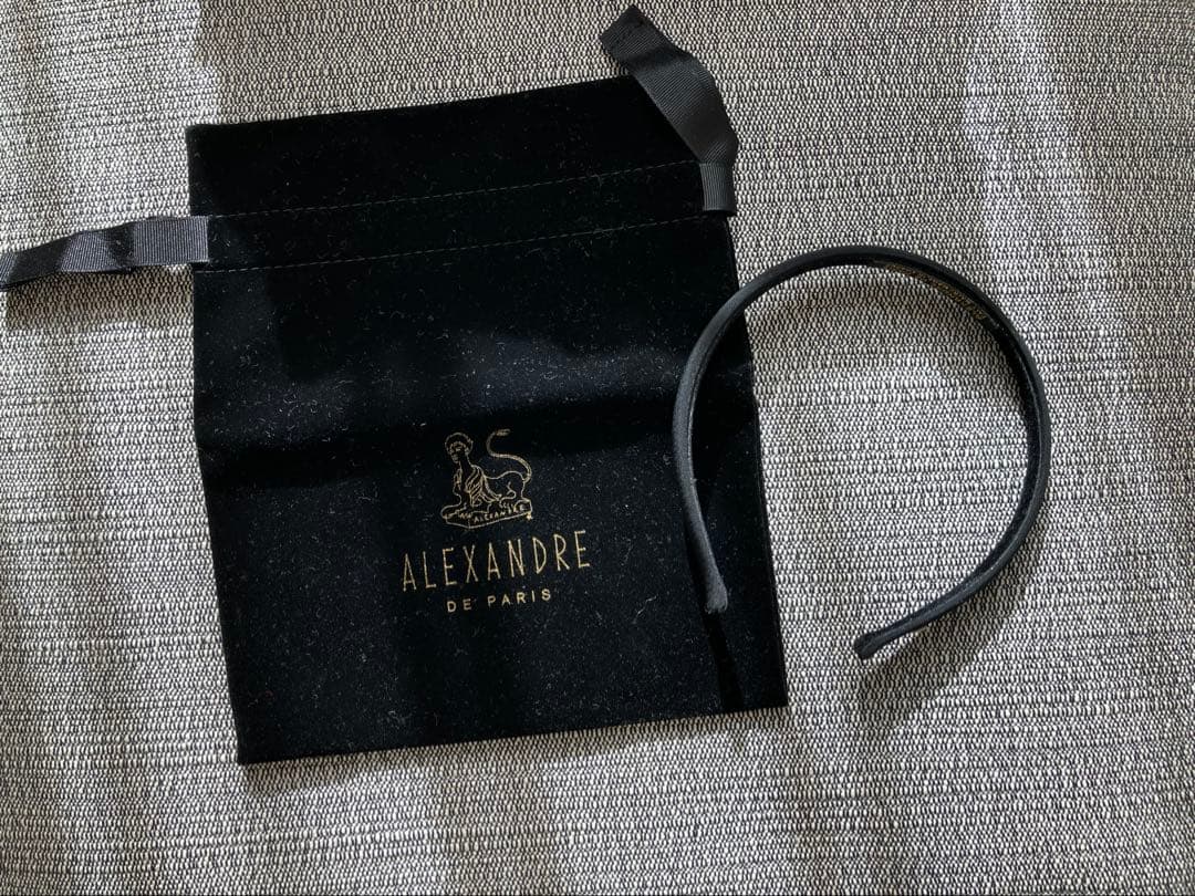 アレクサンドルドゥパリ　サテン　カチューシャ　黒