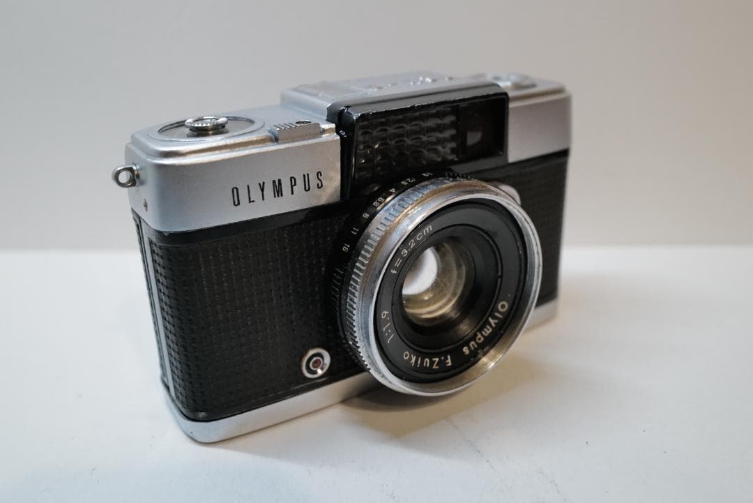整備済 オリンパス OLYMPUS PEN-D コンパクトハーフフィルムカメラ