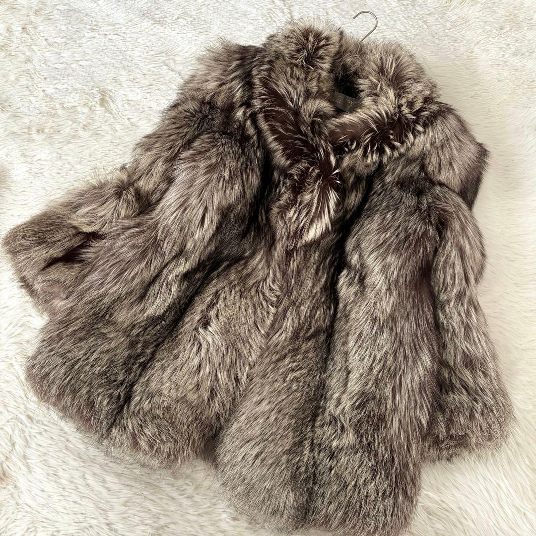 割引済み⭐︎最高級クラス　SAGA FOX  ファーコート　毛皮　11号