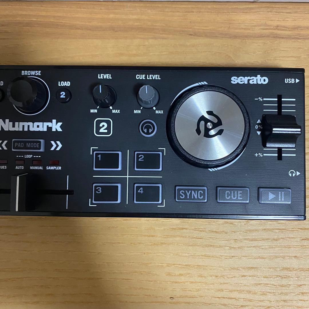Numark dj2go2 touch DJコントローラー