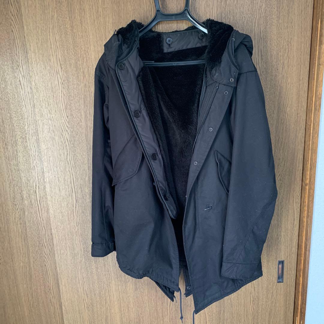 d*n様 美品ラッドミュージシャンシャン　黒 モッズコート ハンガー付き。