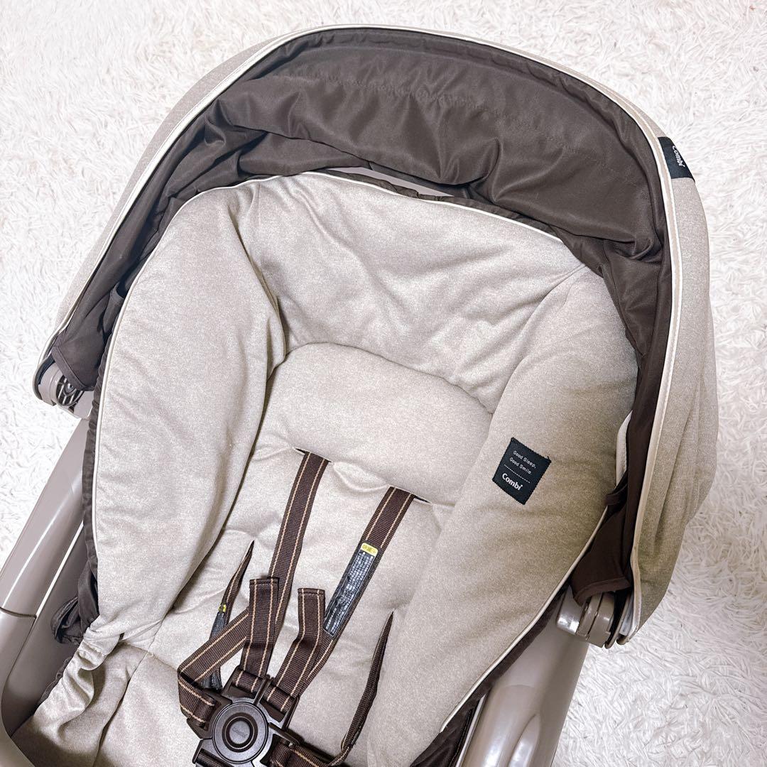 Combi コンビ ベビーベッド ネムリラ AT Bedi オートスイング