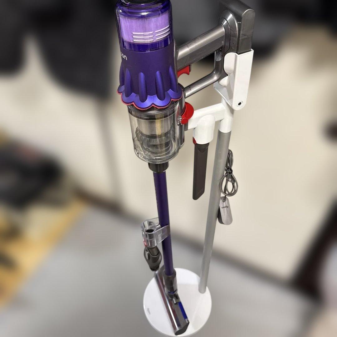 ダイソン　sv18 digital slim スタンド付き　特価！！