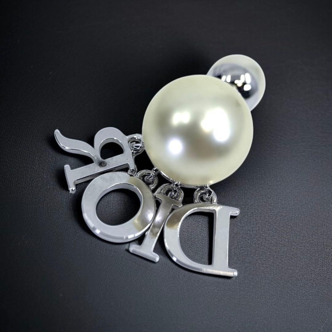 【美品☆箱付き】ディオール　トライバル　パール　ピアス　シルバー　片耳