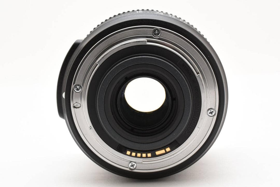 【実用品】Canon EF-S 15-85mm F3.5-5.6 IS USM