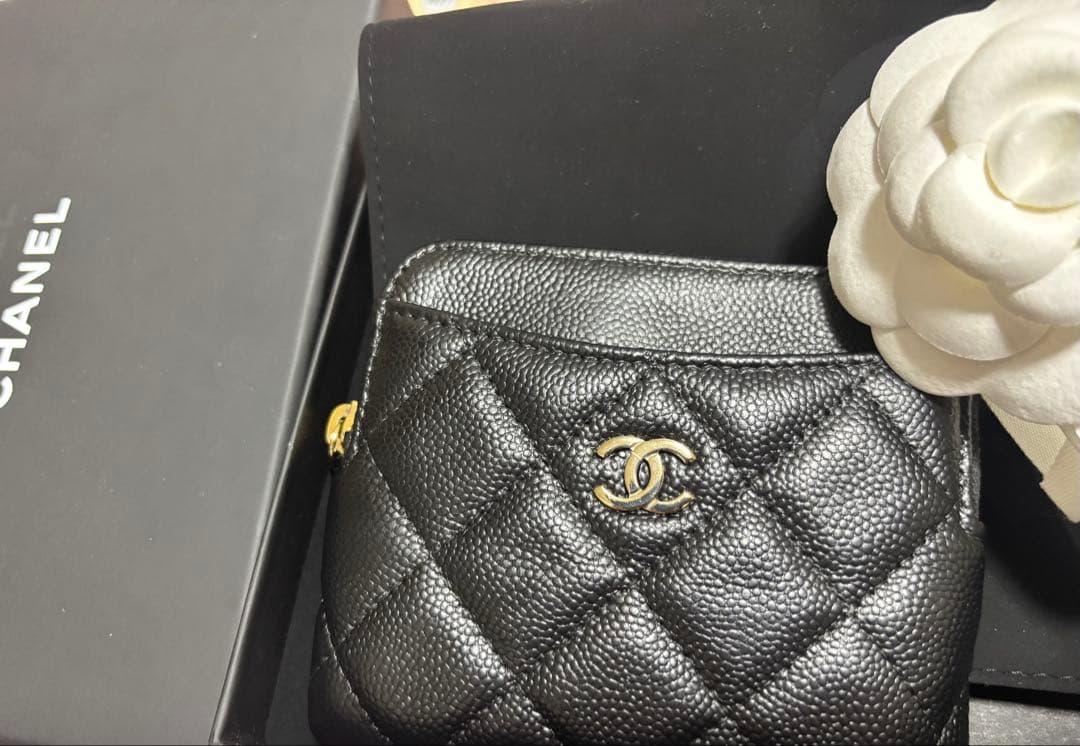 限定値下【美品】CHANEL ブラック マトラッセケース