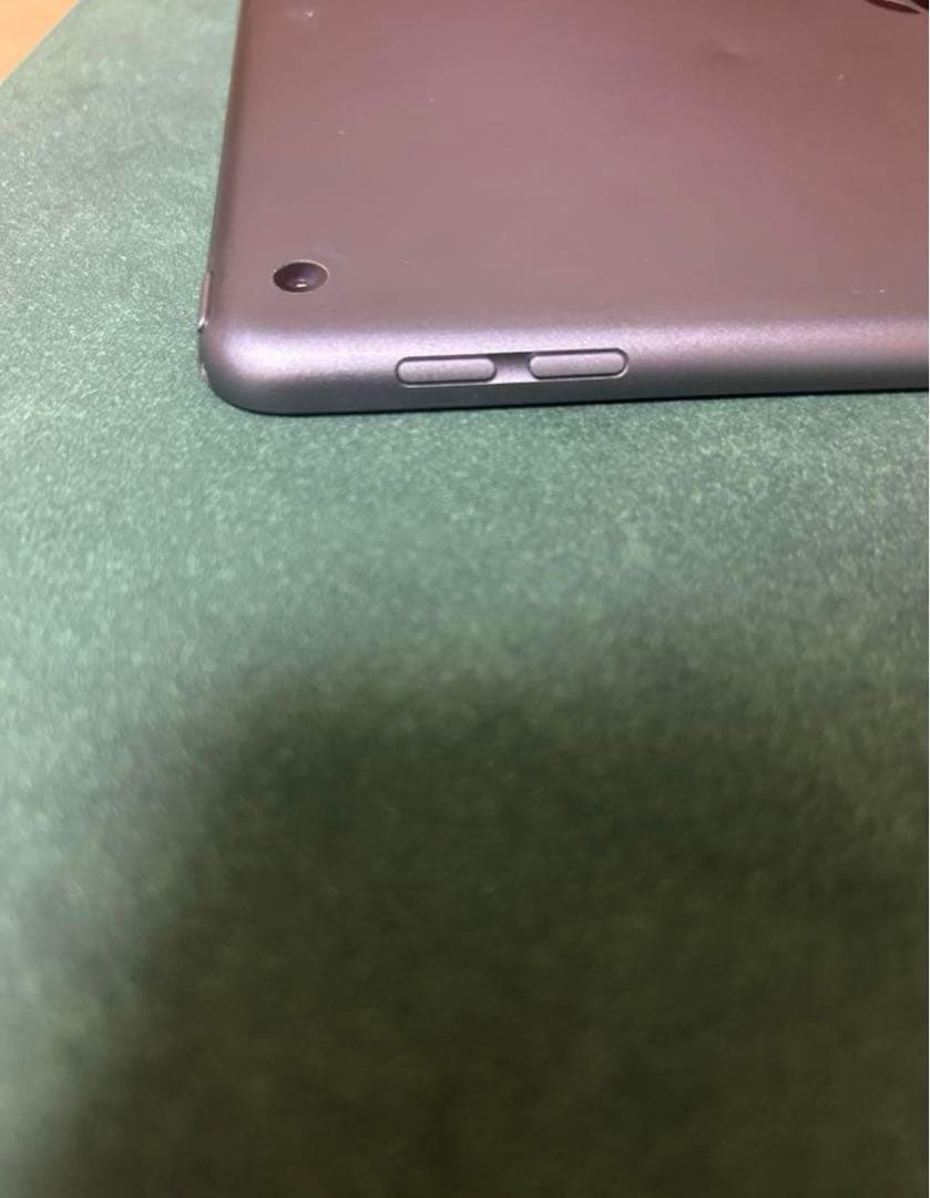 iPad第7世代 32GB スペースグレー WiFiモデル